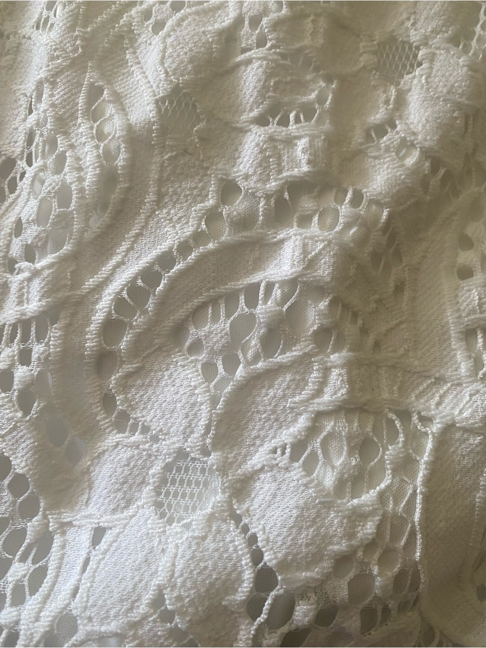 Torrid White Lace Button-Front Tank - Picture 5 of 5
